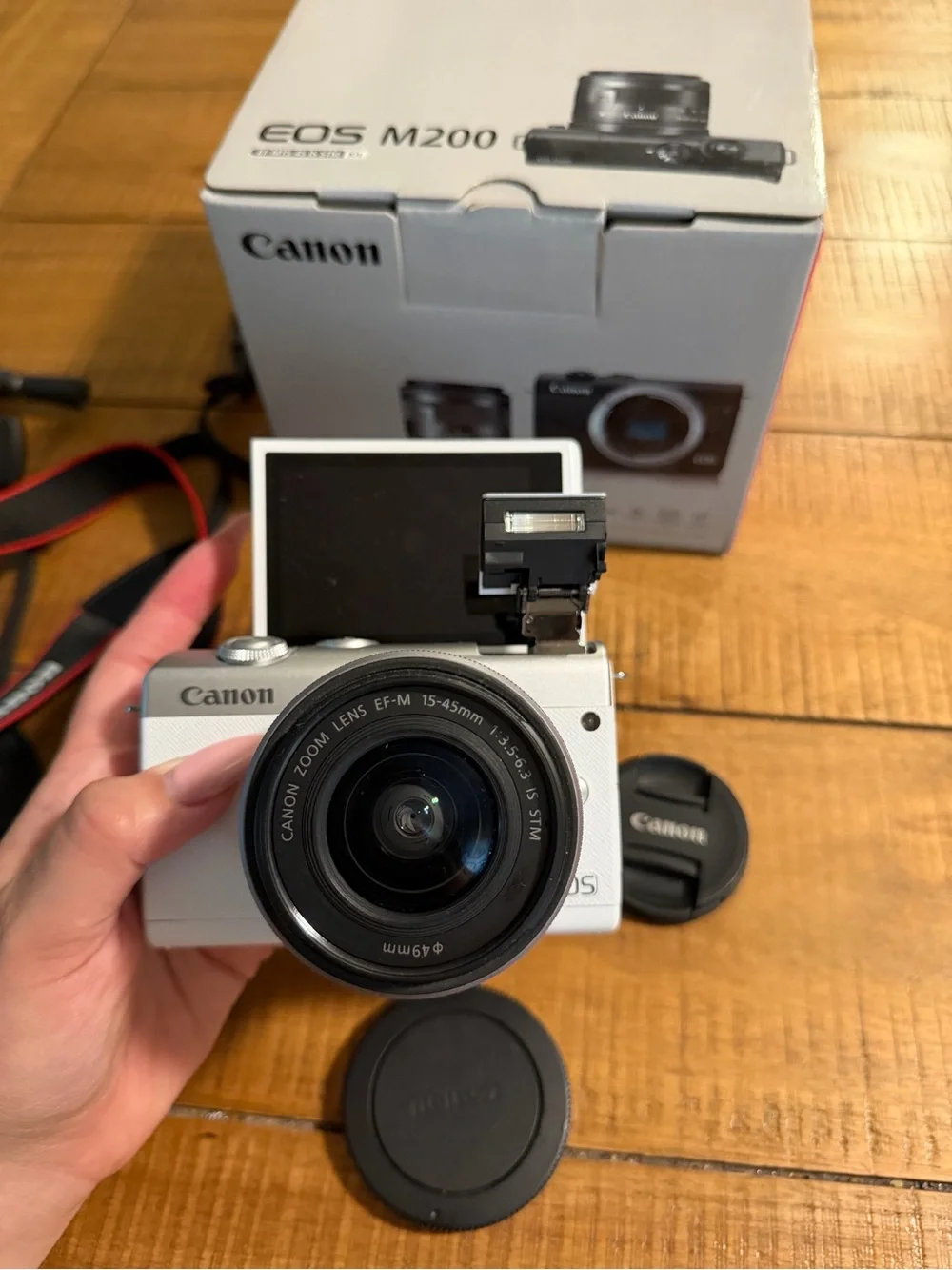 Canon EOS M200 White Mirrorless Camera Kit with Black Lens & Accessories